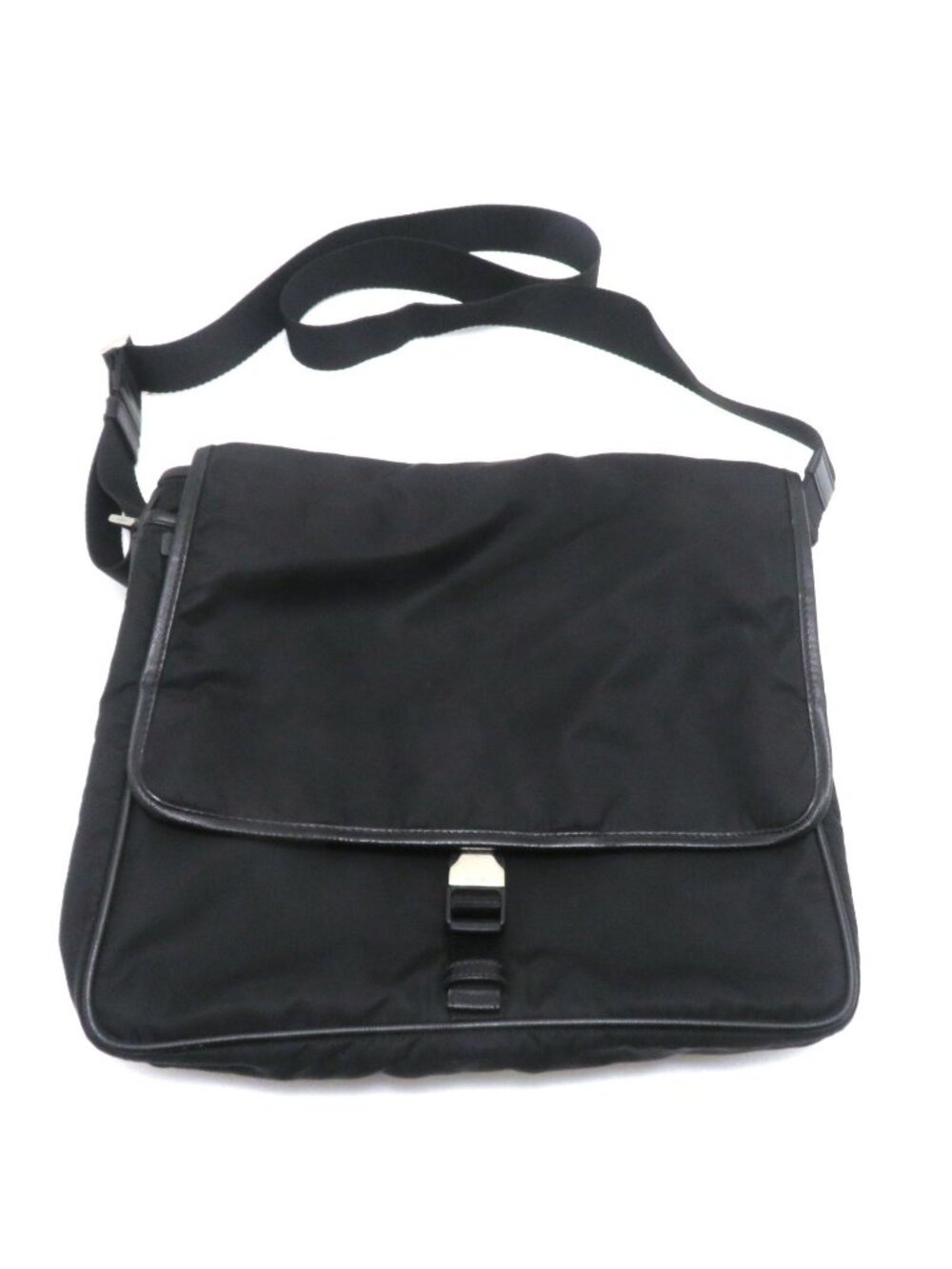 Prada Messenger Bag Black Nylon Saffiano
